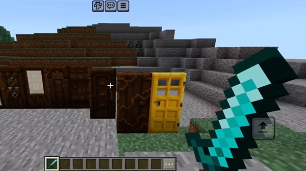 Moor Doors Addon mcpe